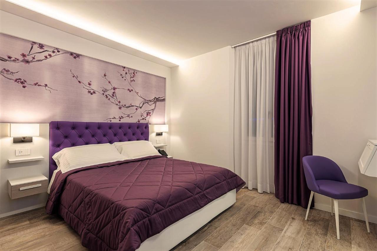 Petit Hotel Prato  Esterno foto